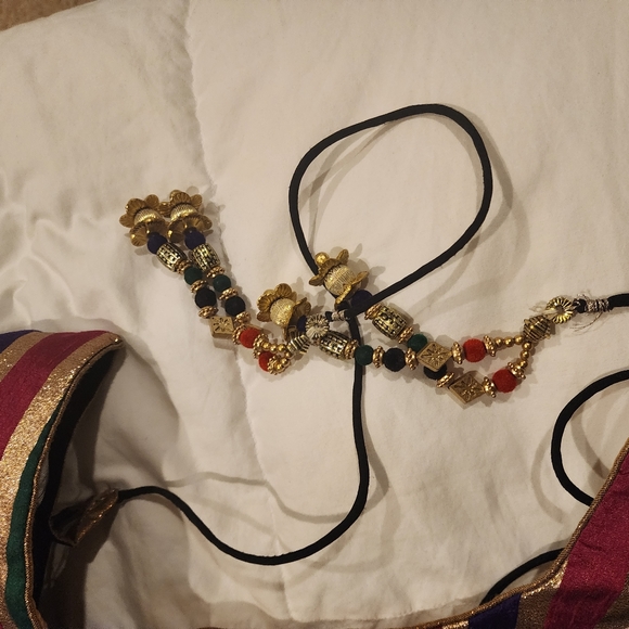 Indian lehenga set - Picture 3 of 10